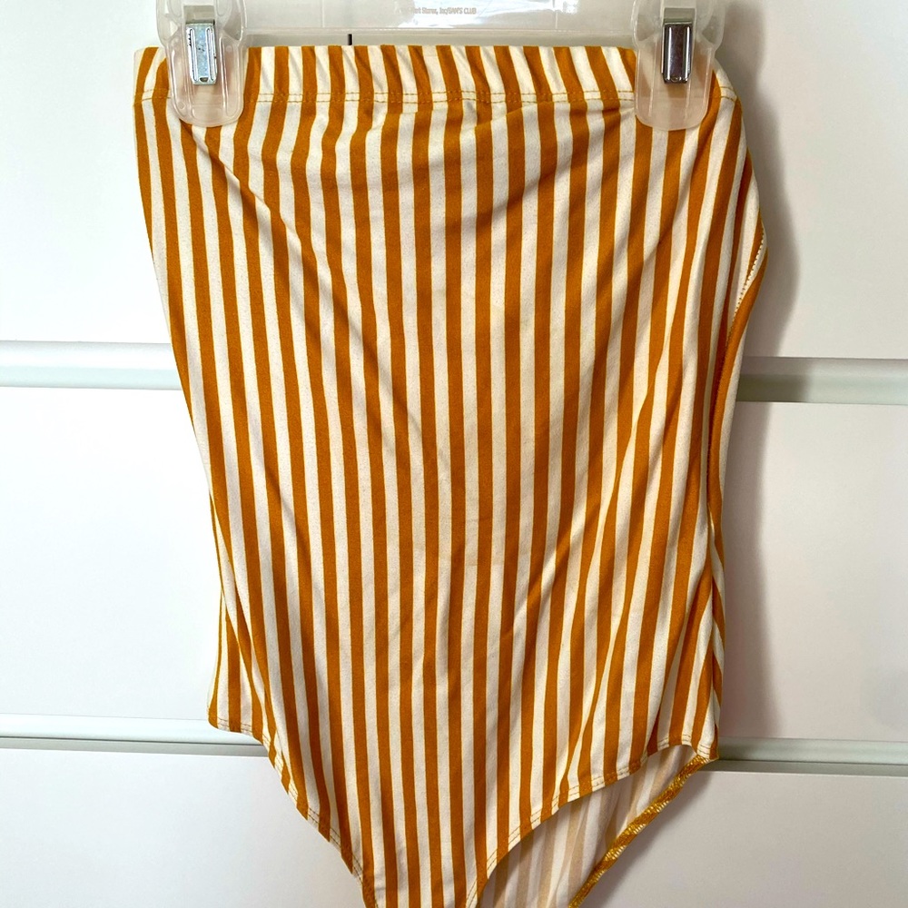 Strapless bodysuit